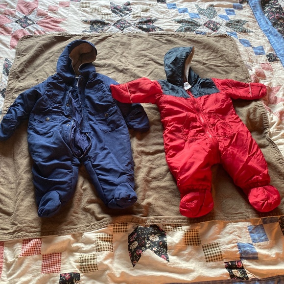 Snowsuit - Picture 1 of 5